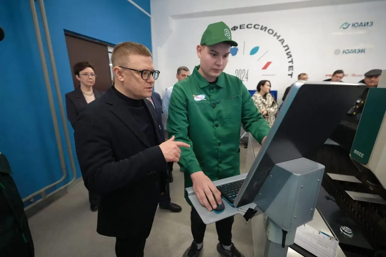 В Челябинской области запускают дополнительные кластеры «Профессионалитета» для подготовки специалистов в металлургии, машиностроении, строительстве, сельском хозяйстве, транспорте, педагогике, туризме и сфере услуг.
