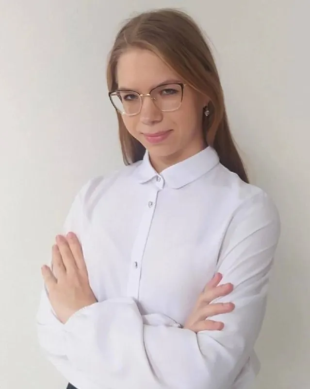 Выпускница Архангельского лицея получила максимальный результат по химии; готовилась два года и планирует поступать на медицину.