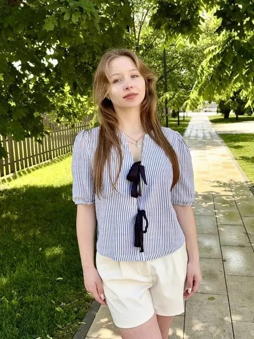 Дарья Бокова из Давыдовской школы Лискинского района набрала по русскому языку и химии по 100 баллов — в сумме 200.