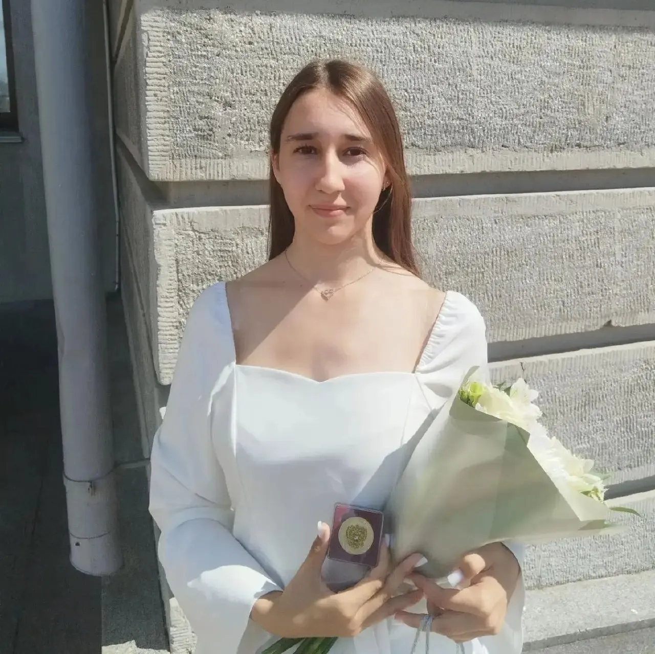 Елизавета Смолева рассказала о режиме подготовки к экзаменам и о том, как выпечка тортов помогает ей отдыхать от учёбы.