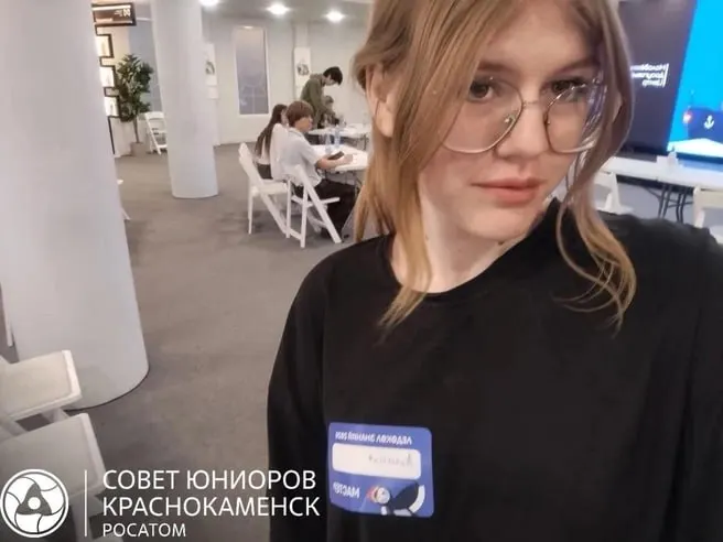 16‑летняя ученица гимназии №9 победила в конкурсе «Ледокол знаний» и в августе отправится из Мурманска на девятидневную экспедицию с образовательной программой.
