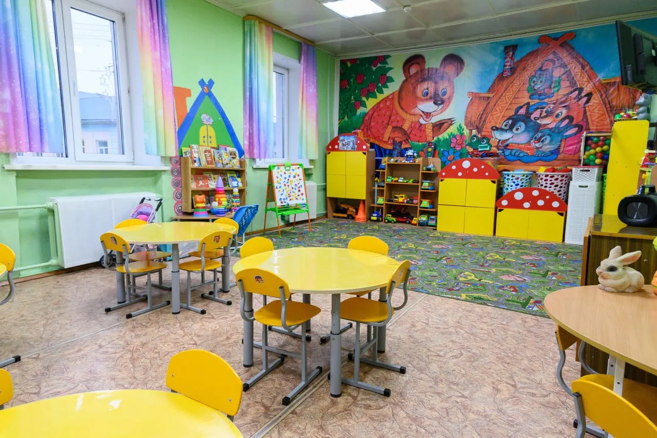 Планируется создание группы на 19–20 мест для детей 5–7 лет; продлёнка остаётся востребованной, документы уже подготовлены.