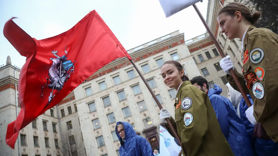 Программа охватывает сотни вузов: к 2026 году планируется участие более 2 млн студентов, а к 2030 году — достижение 75% вовлеченности.
