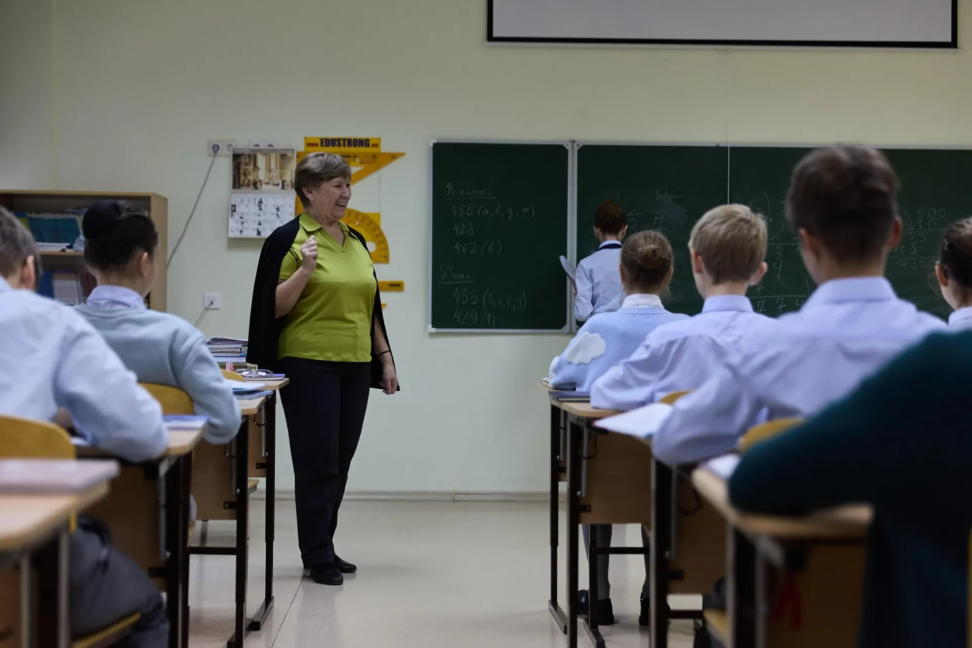 Осенний перерыв в учебе начинается раньше обычного. Уточняйте новые даты каникул у своей школы.